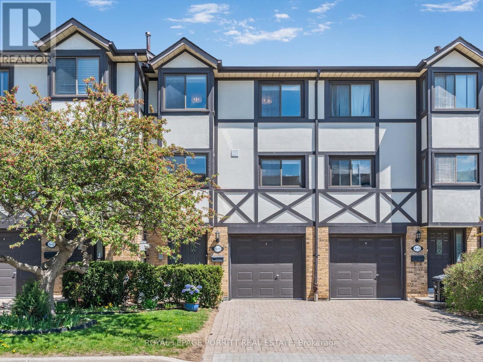 6 - 4 Bradbrook Road, Toronto, Ontario  M8Z 5V3 - Photo 1 - W12173663