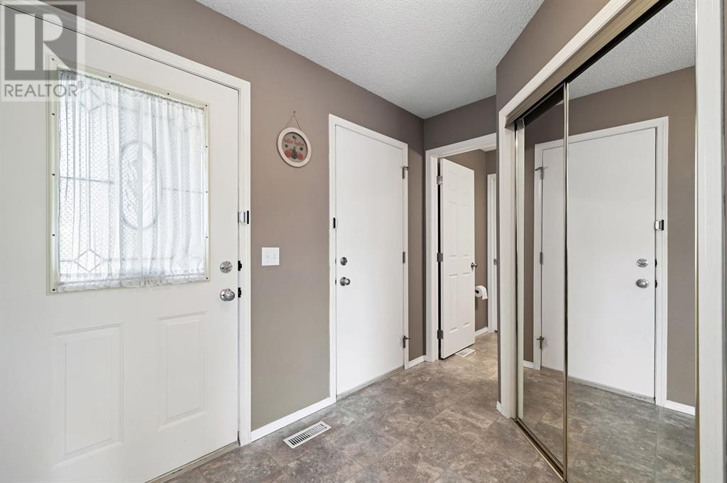 Property at 203 Valley Brook Circle NW image 3