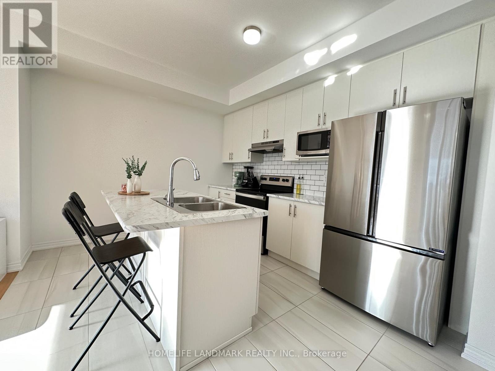 1132 Lockie Drive, Oshawa, Ontario  L1L 0R9 - Photo 4 - E12203481