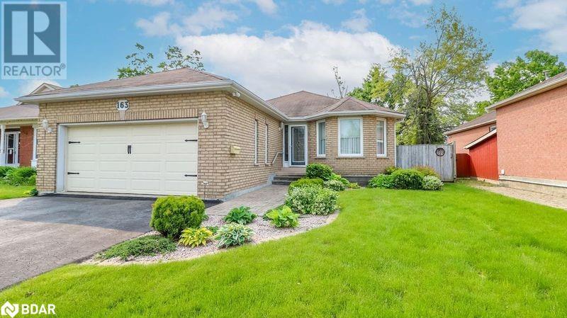Property at 163 LIVINGSTONE Street W image 1