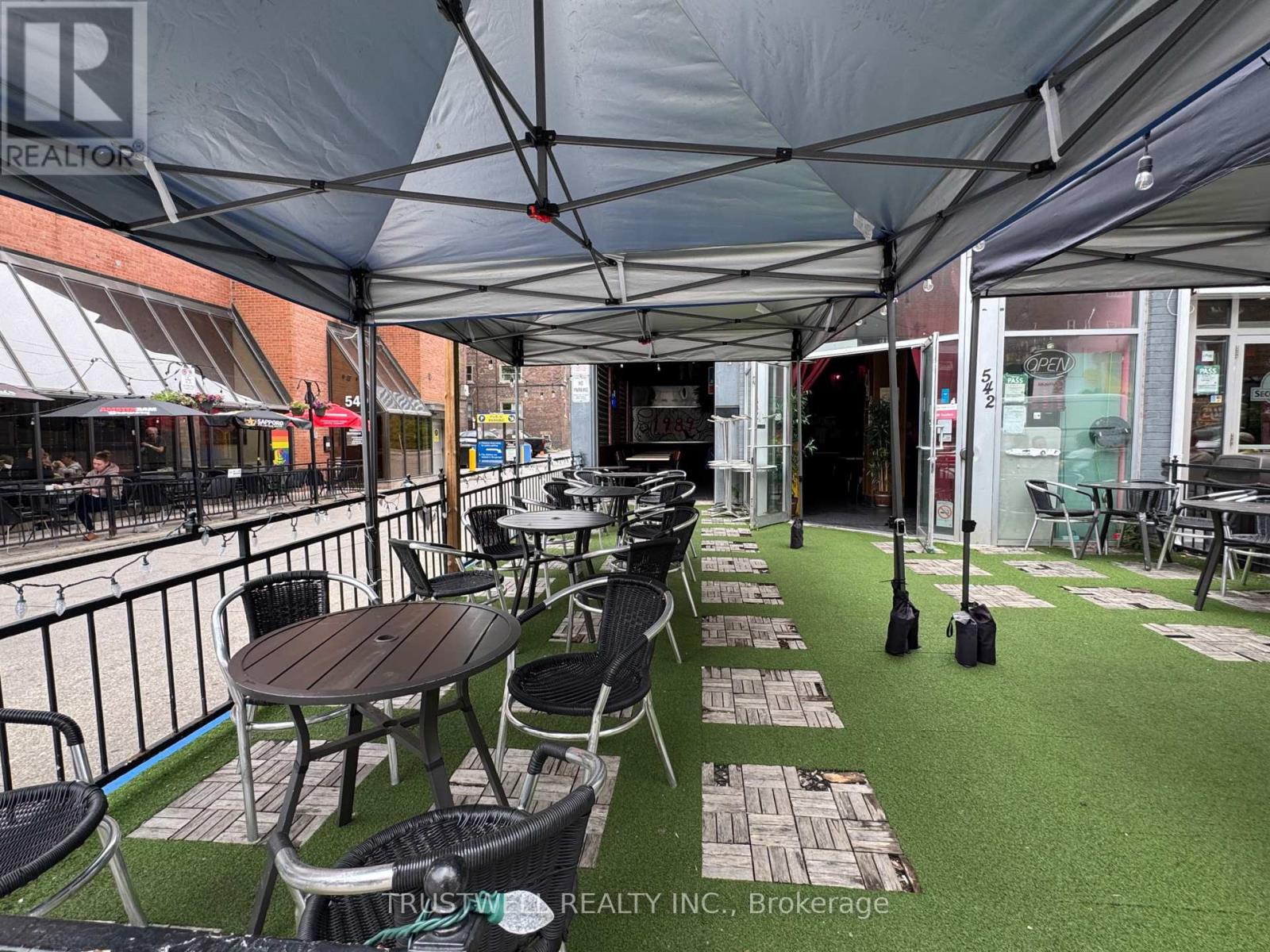 542 Church Street, Toronto, Ontario  M4Y 2E1 - Photo 4 - C12205429