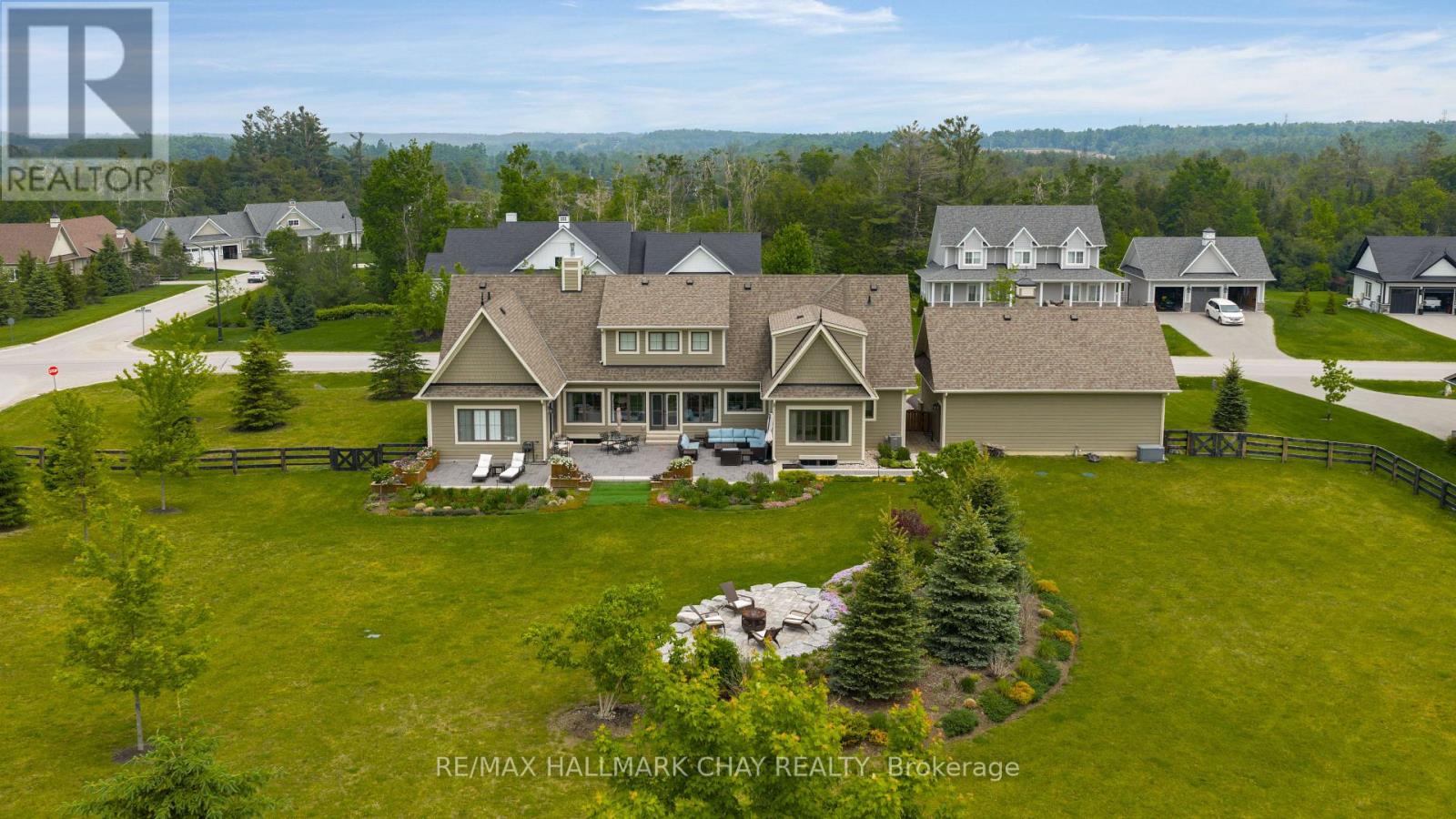 12 Thoroughbred Drive, Oro-Medonte, Ontario  L0K 1E0 - Photo 3 - S12002507