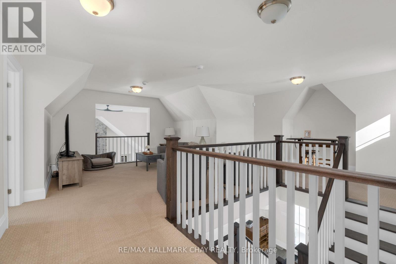 12 Thoroughbred Drive, Oro-Medonte, Ontario  L0K 1E0 - Photo 28 - S12002507