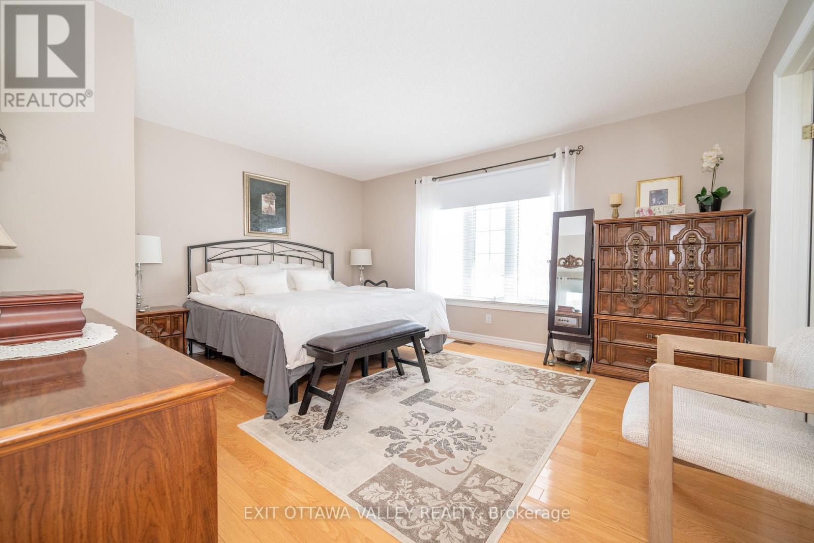 37 Lachance Trail, Whitewater Region, Ontario  K0J 1C0 - Photo 17 - X12022649