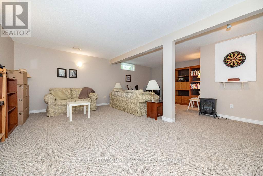37 Lachance Trail, Whitewater Region, Ontario  K0J 1C0 - Photo 22 - X12022649
