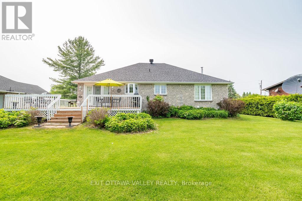 37 Lachance Trail, Whitewater Region, Ontario  K0J 1C0 - Photo 29 - X12022649
