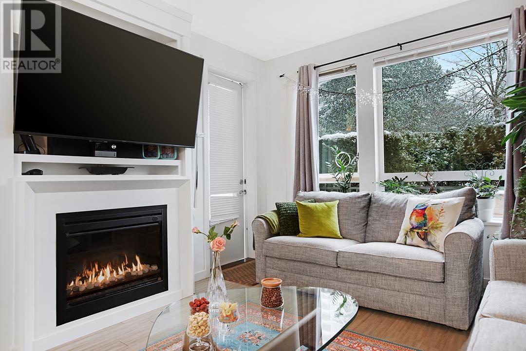 106 717 Chesterfield Avenue, North Vancouver, British Columbia  V7M 3L8 - Photo 3 - R2987241