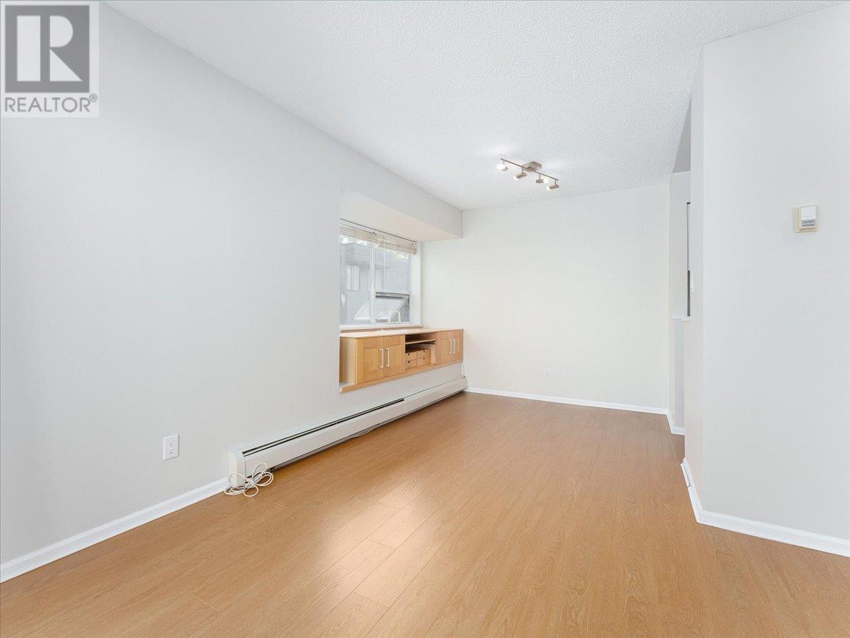 Property at 202 1550 CHESTERFIELD AVENUE image 4