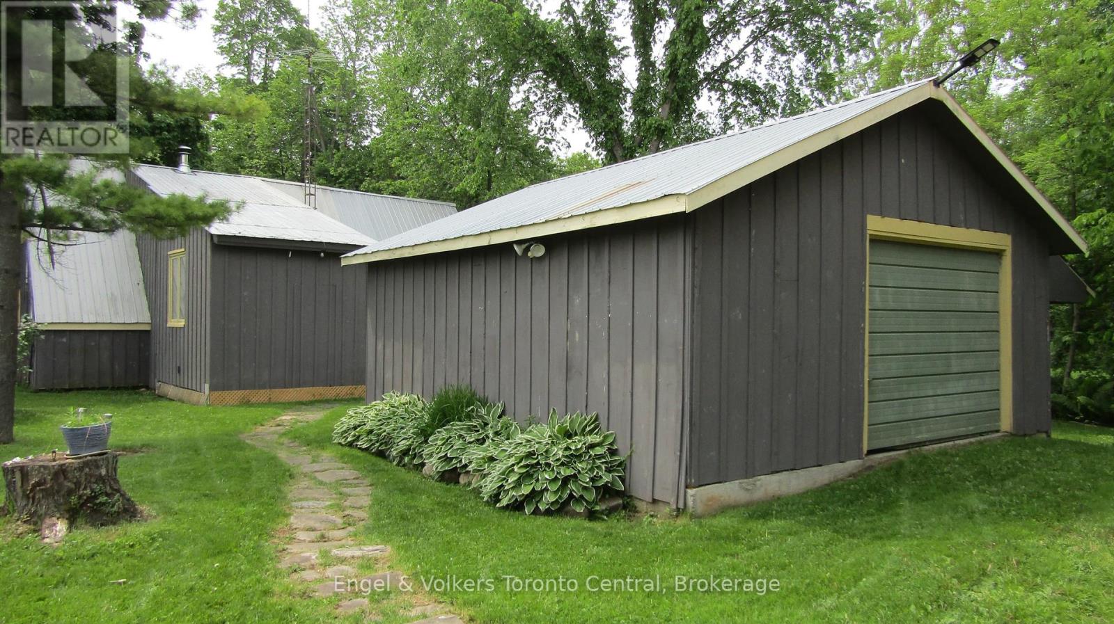 7237 Nottawasaga 6/7 Side Road, Clearview, Ontario  L0M 1G0 - Photo 31 - S12084735