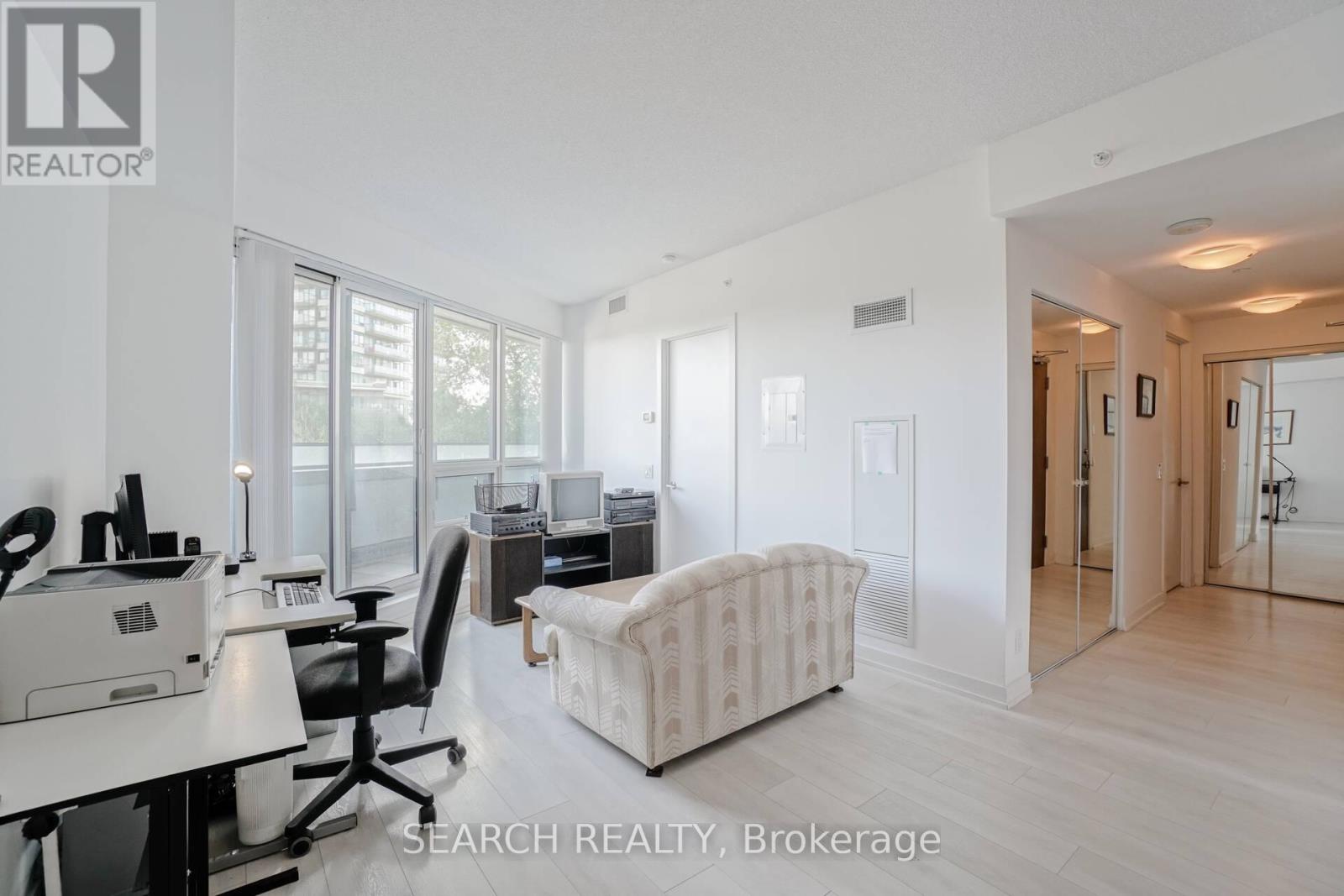 316 - 2212 Lakeshore Boulevard W, Toronto, Ontario  M8V 1A4 - Photo 10 - W12205414