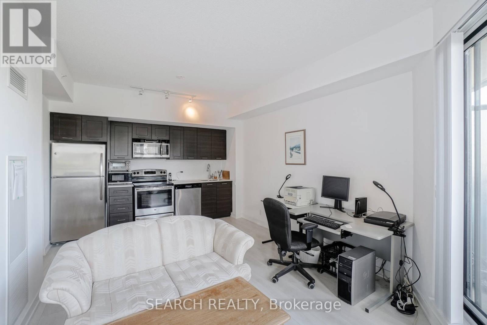 316 - 2212 Lakeshore Boulevard W, Toronto, Ontario  M8V 1A4 - Photo 11 - W12205414