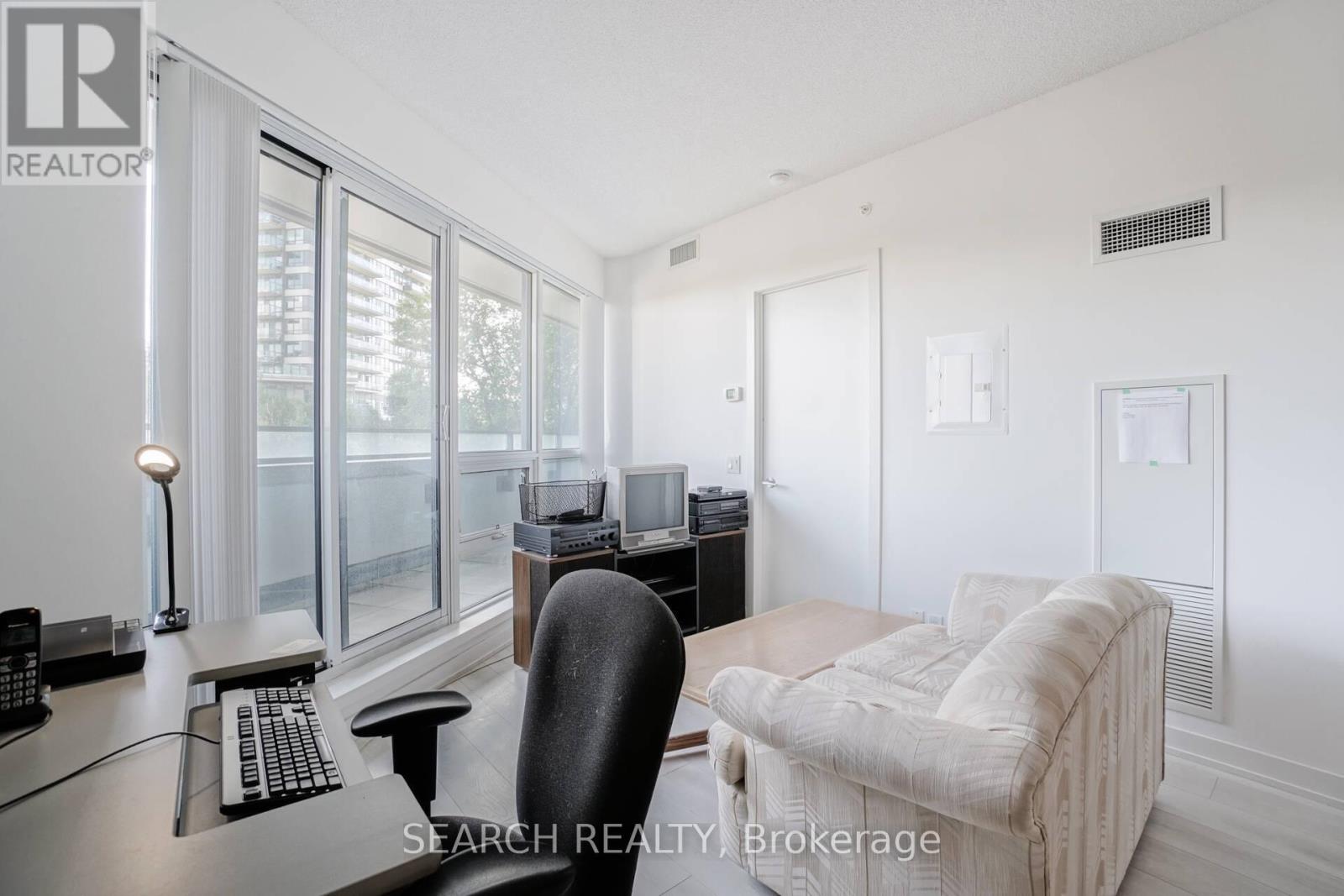 316 - 2212 Lakeshore Boulevard W, Toronto, Ontario  M8V 1A4 - Photo 13 - W12205414