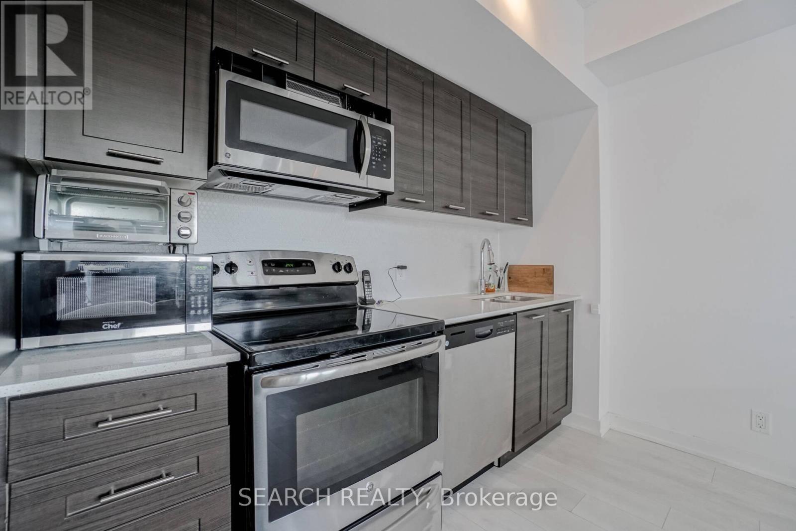 316 - 2212 Lakeshore Boulevard W, Toronto, Ontario  M8V 1A4 - Photo 9 - W12205414