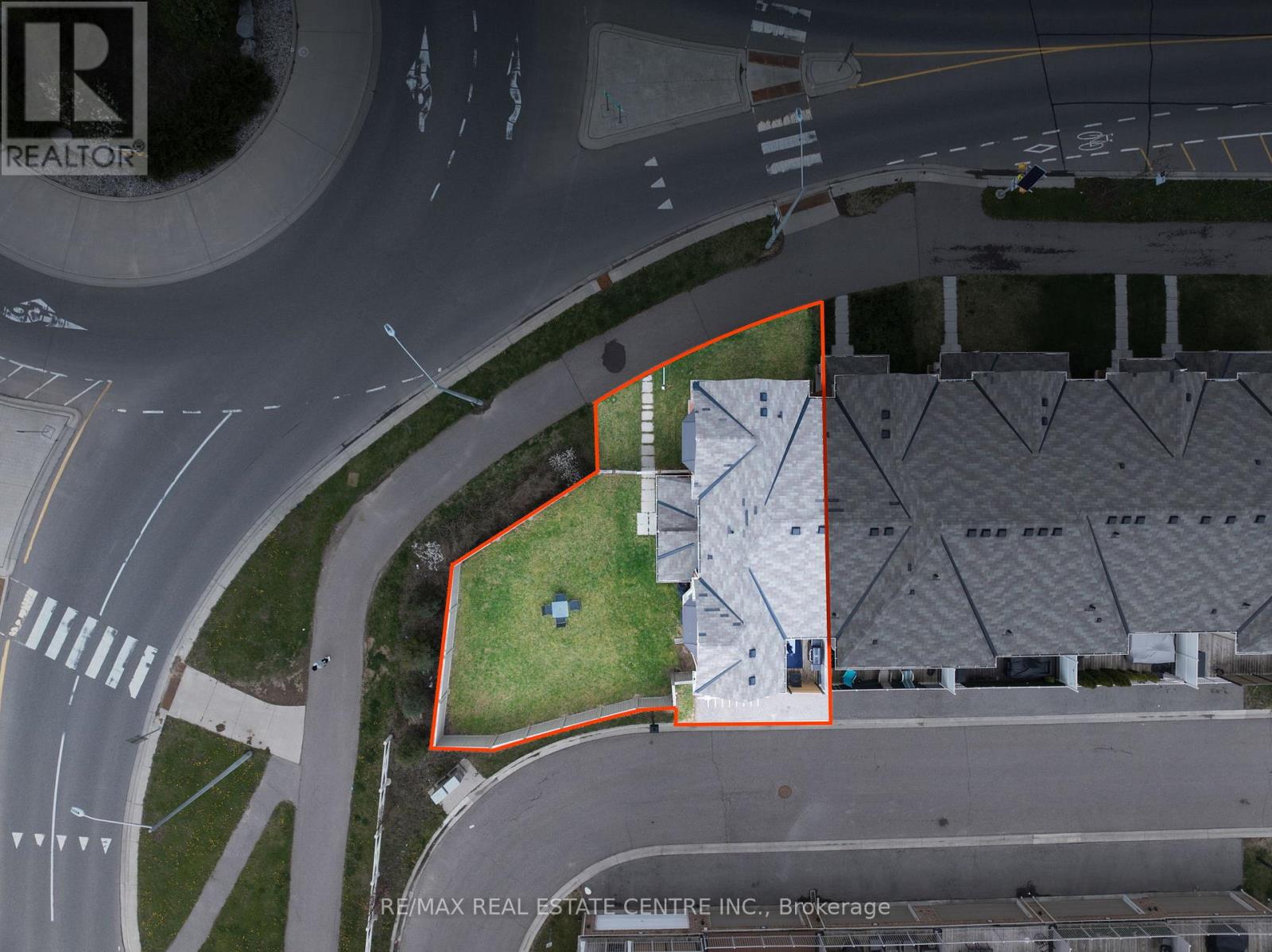 100 Whitlock Avenue, Milton, Ontario  L9T 7K6 - Photo 2 - W12205420