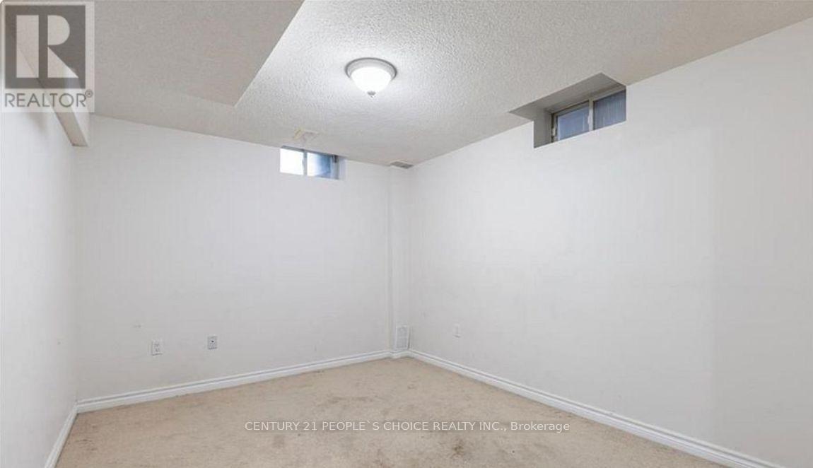 6993 Amour Terrace, Mississauga, Ontario  L5W 1G5 - Photo 24 - W12205452