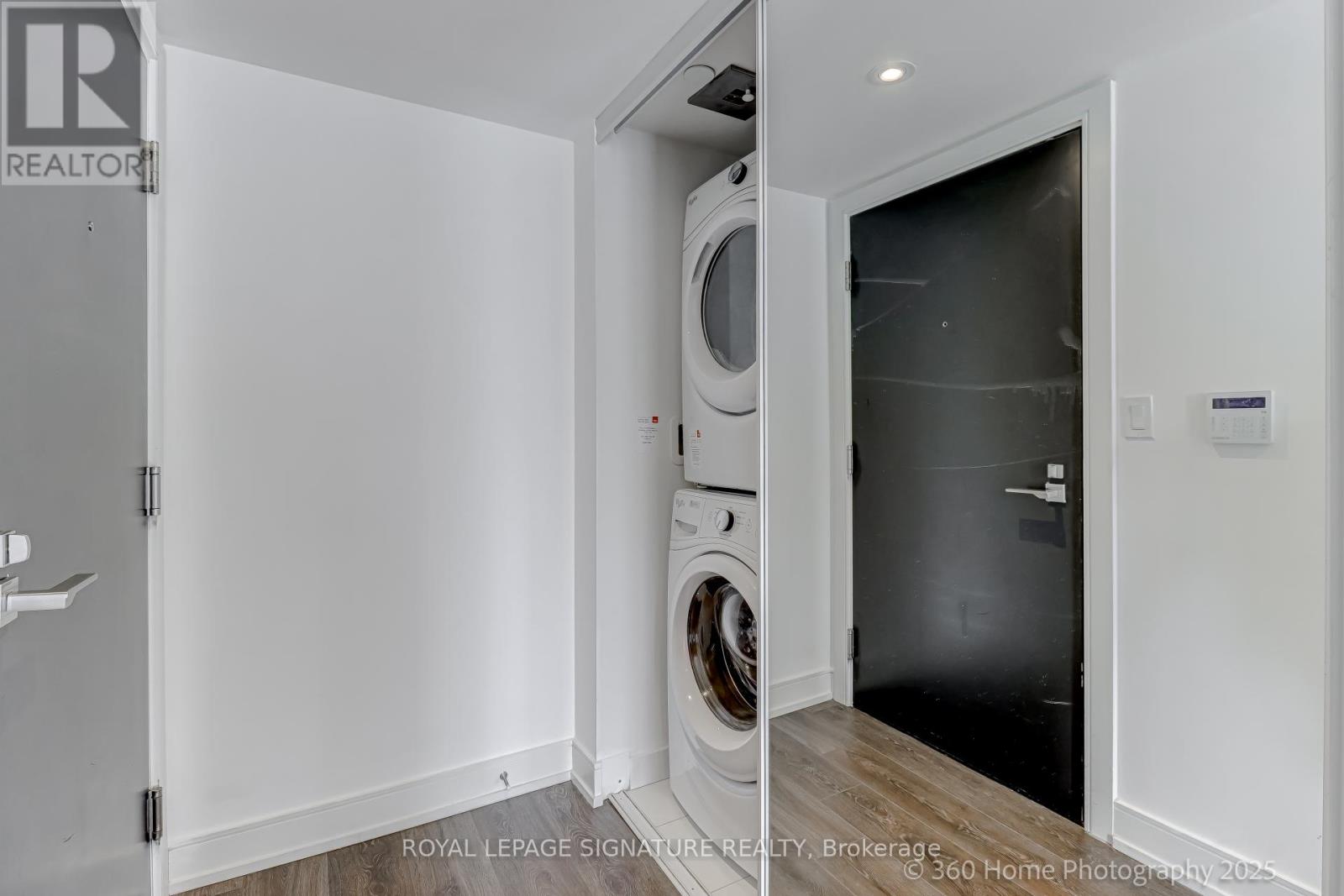 1411 - 89 Mcgill Street, Toronto, Ontario  M5B 1H5 - Photo 6 - C12205386