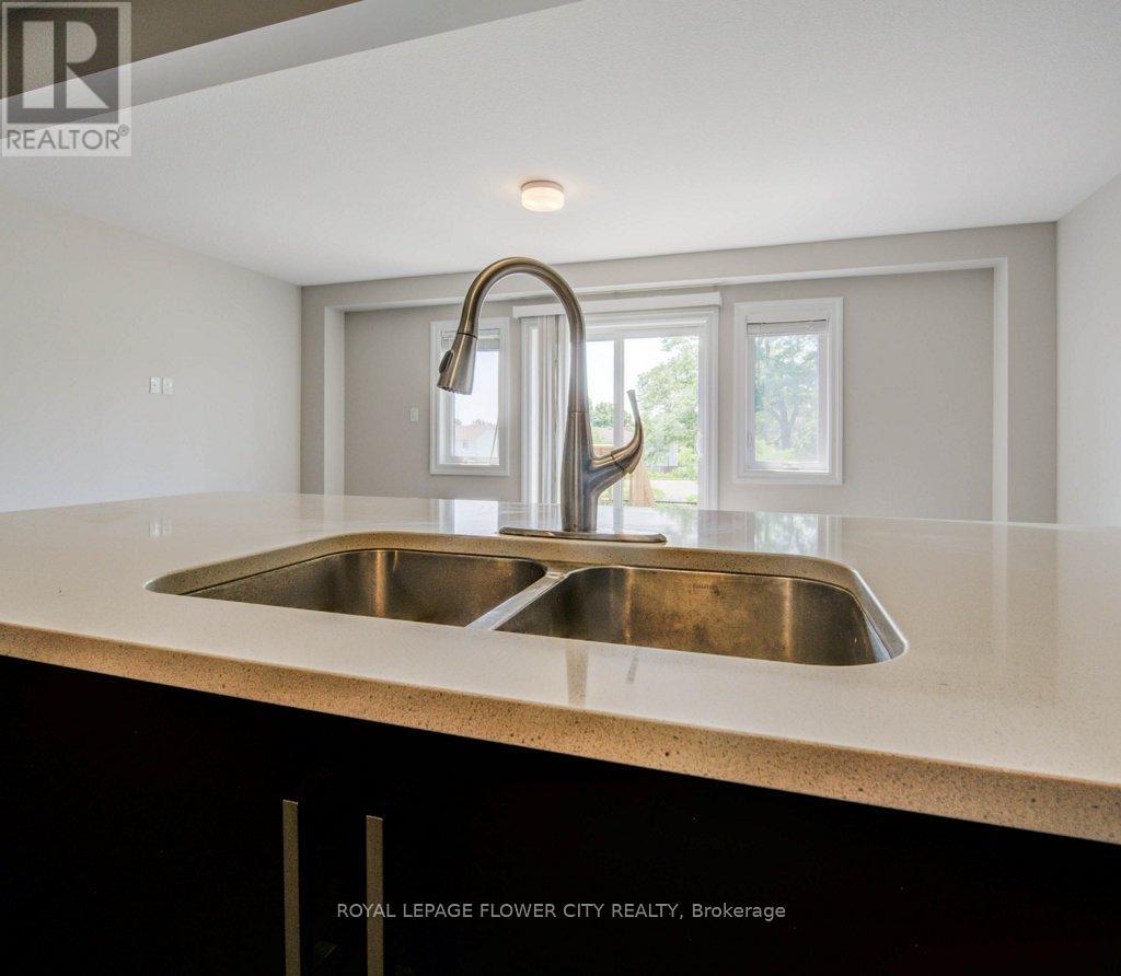 46 Nieson Street, Cambridge, Ontario  N1R 0B9 - Photo 10 - X12191614