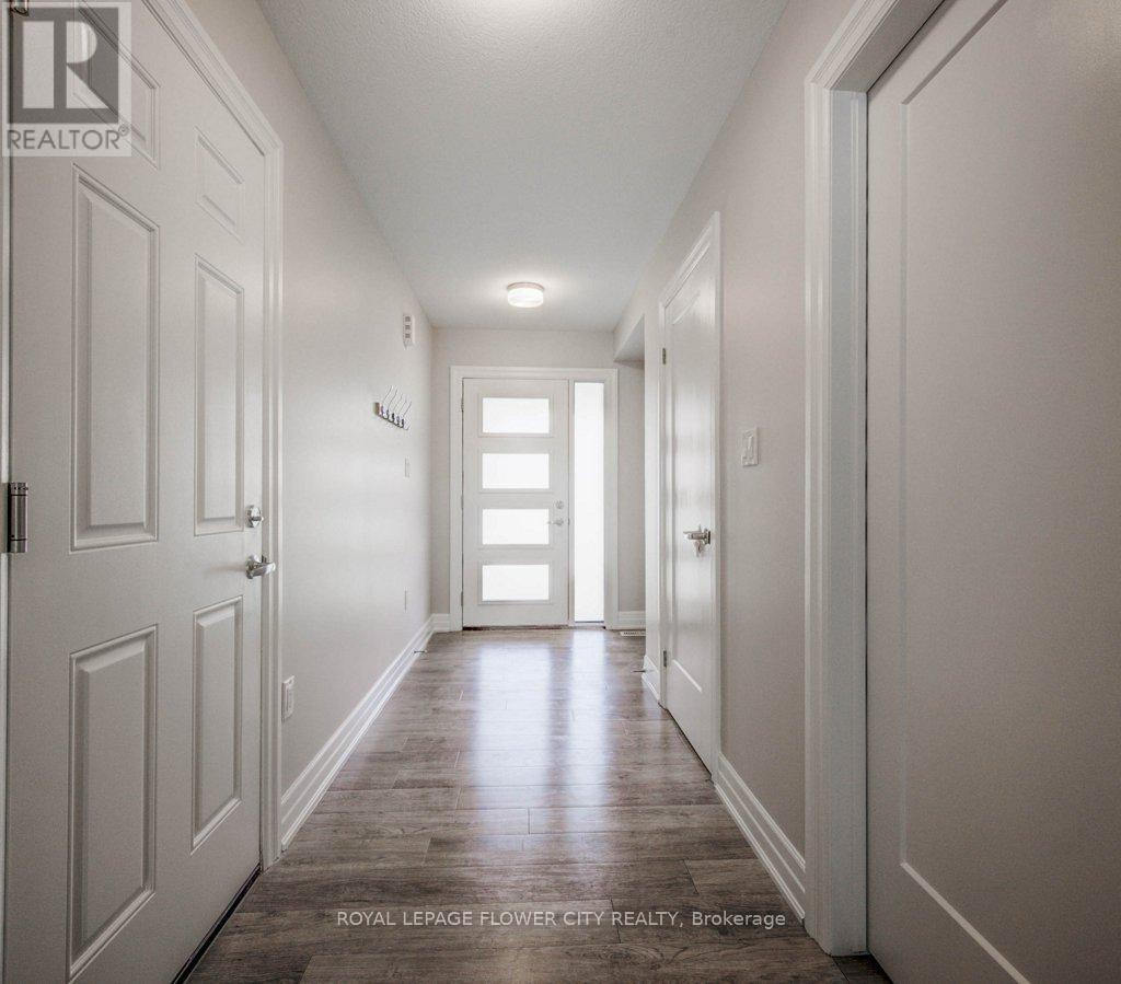 46 Nieson Street, Cambridge, Ontario  N1R 0B9 - Photo 5 - X12191614