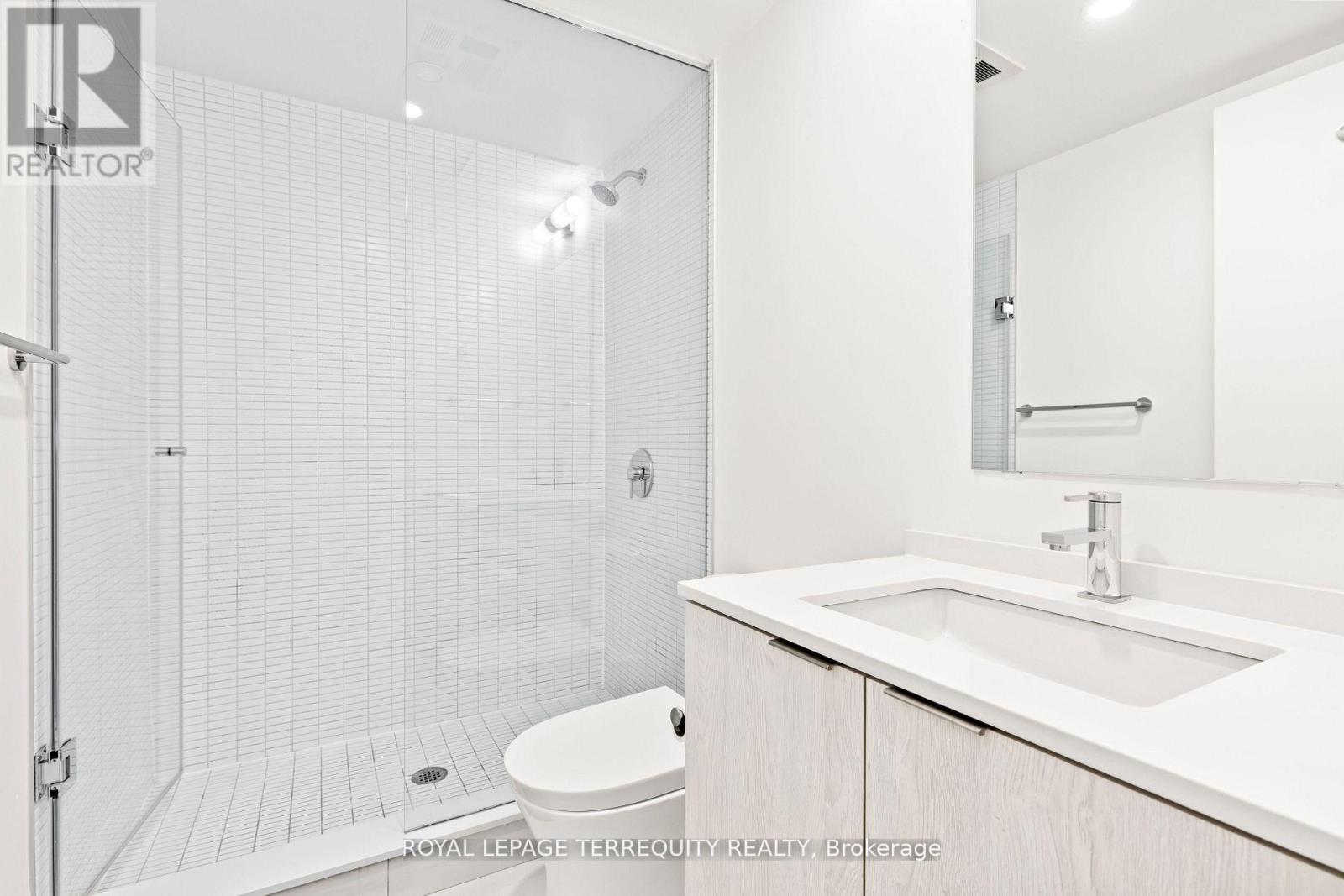 719 - 1 Jarvis Street, Hamilton, Ontario  L8R 0A8 - Photo 11 - X12205412