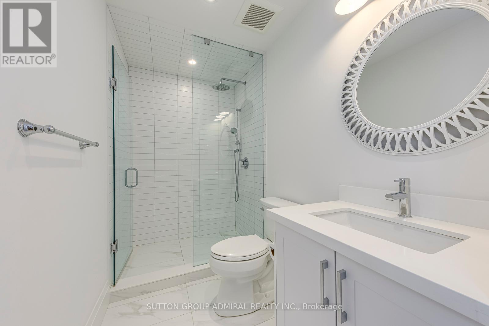 1026 Roosevelt Road, Mississauga, Ontario  L5G 3Y8 - Photo 41 - W12203697