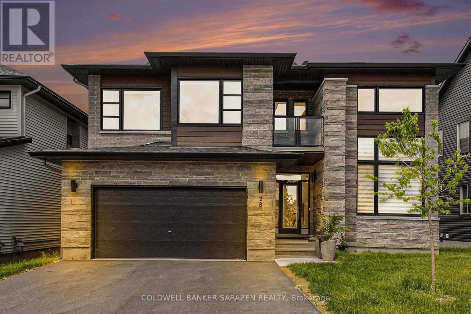 28 Dun Skipper Drive, Ottawa, Ontario  K1X 0J3 - Photo 2 - X12205480