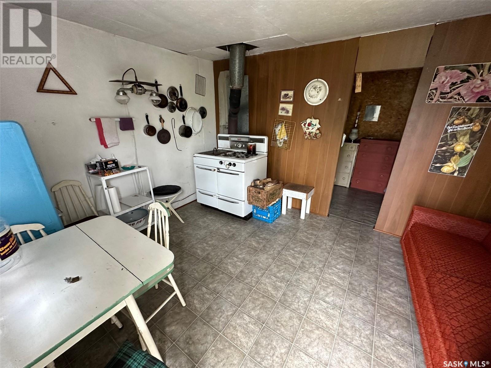 14 Parrhill Street, Hudson Bay, Saskatchewan  S0E 0Y0 - Photo 17 - SK008705