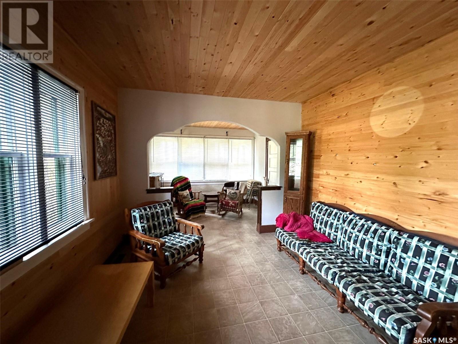 14 Parrhill Street, Hudson Bay, Saskatchewan  S0E 0Y0 - Photo 9 - SK008705