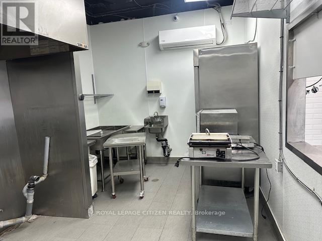 1291 Kennedy Road, Toronto, Ontario  M1P 2L4 - Photo 8 - E12203813