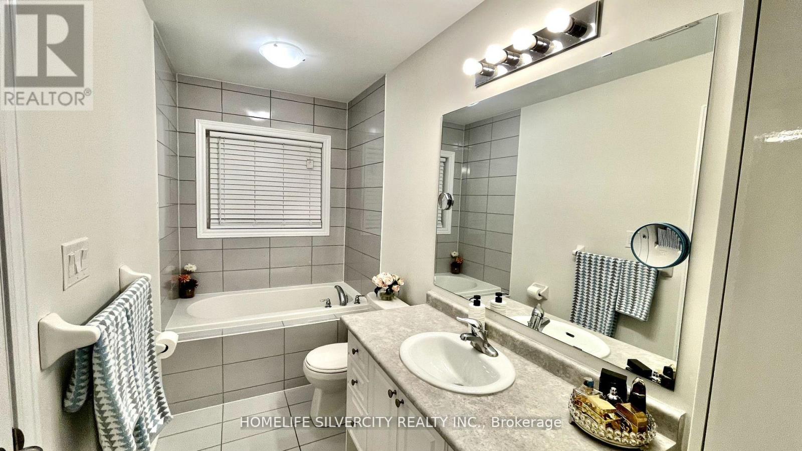 494 George Ryan Avenue, Oakville, Ontario  L6H 0S5 - Photo 22 - W12127533
