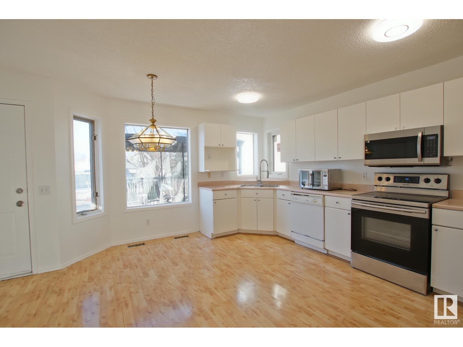 8021 17a Av Nw, Edmonton, Alberta  T6K 4E1 - Photo 13 - E4429606