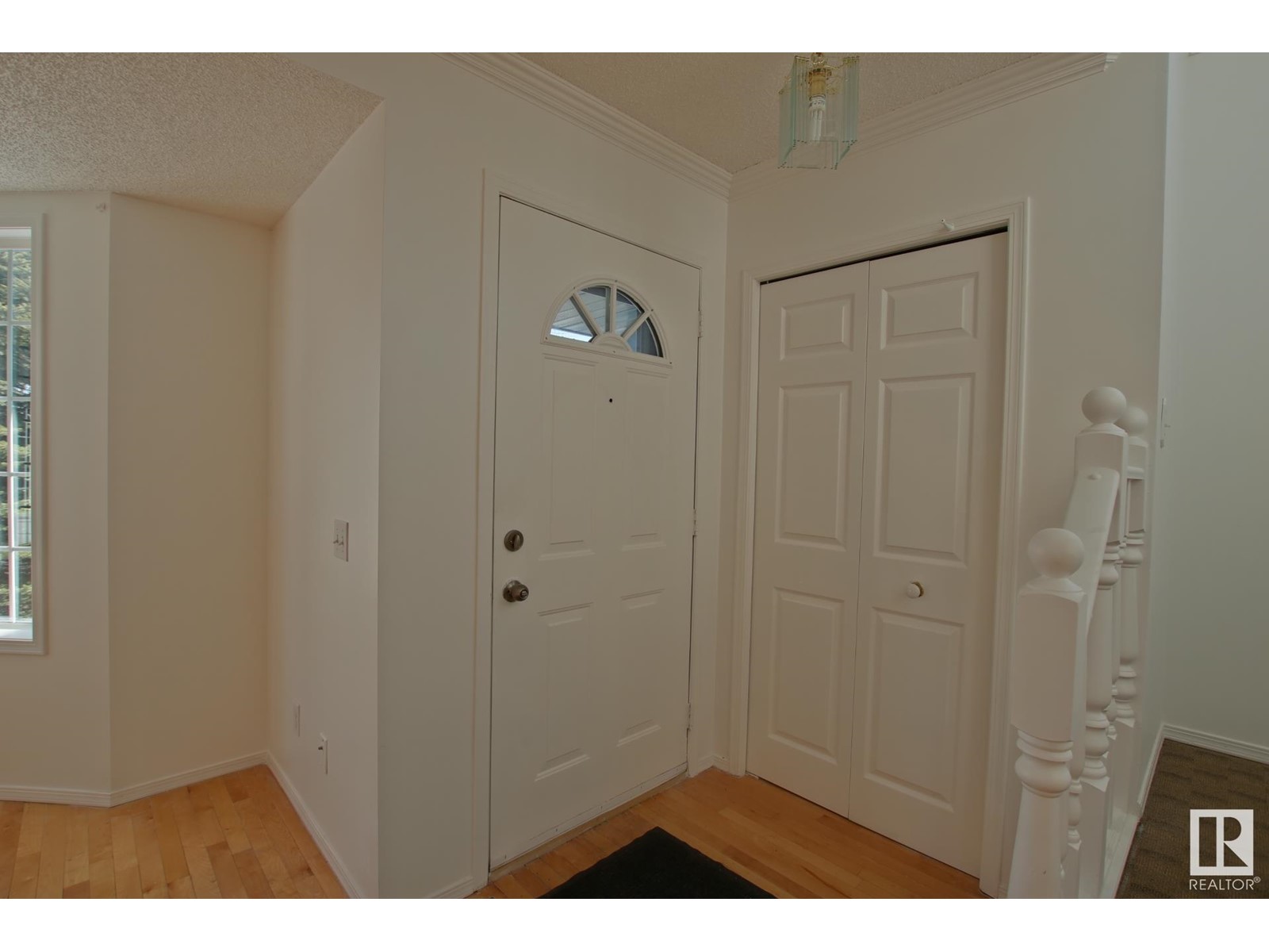 8021 17a Av Nw, Edmonton, Alberta  T6K 4E1 - Photo 10 - E4429606