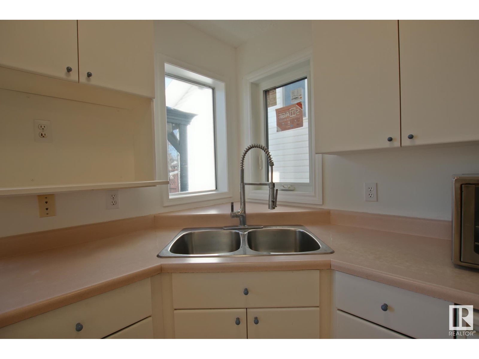 8021 17a Av Nw, Edmonton, Alberta  T6K 4E1 - Photo 15 - E4429606