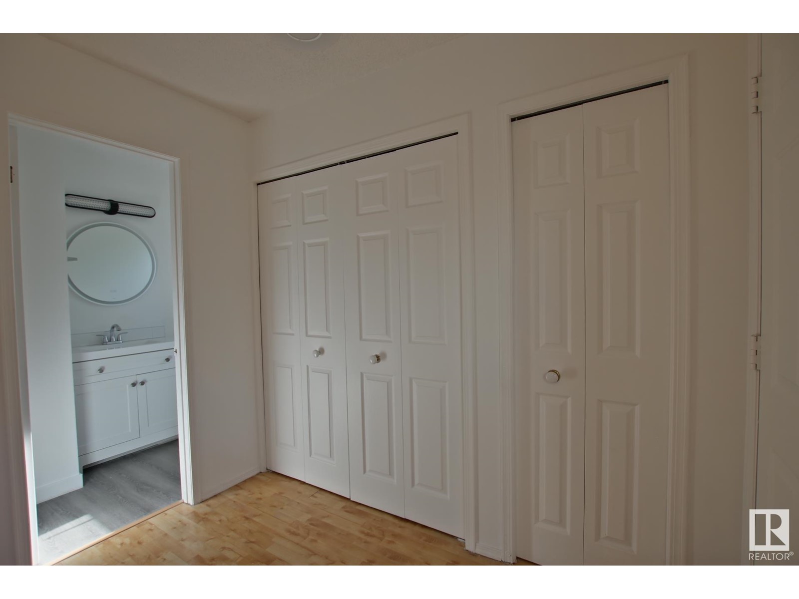 8021 17a Av Nw, Edmonton, Alberta  T6K 4E1 - Photo 17 - E4429606