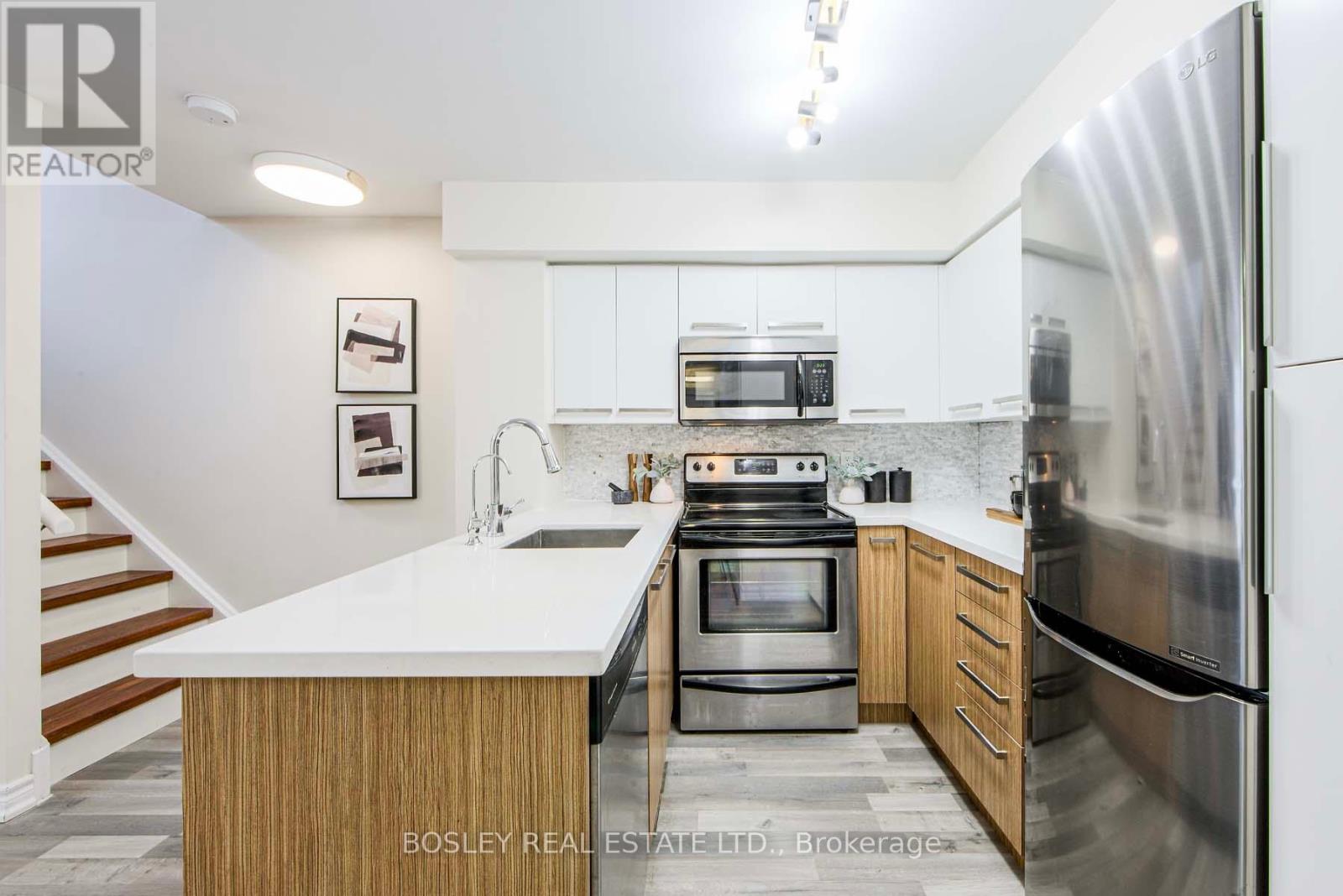 1407 - 11 St Joseph Street, Toronto, Ontario  M4Y 3G4 - Photo 12 - C12188400