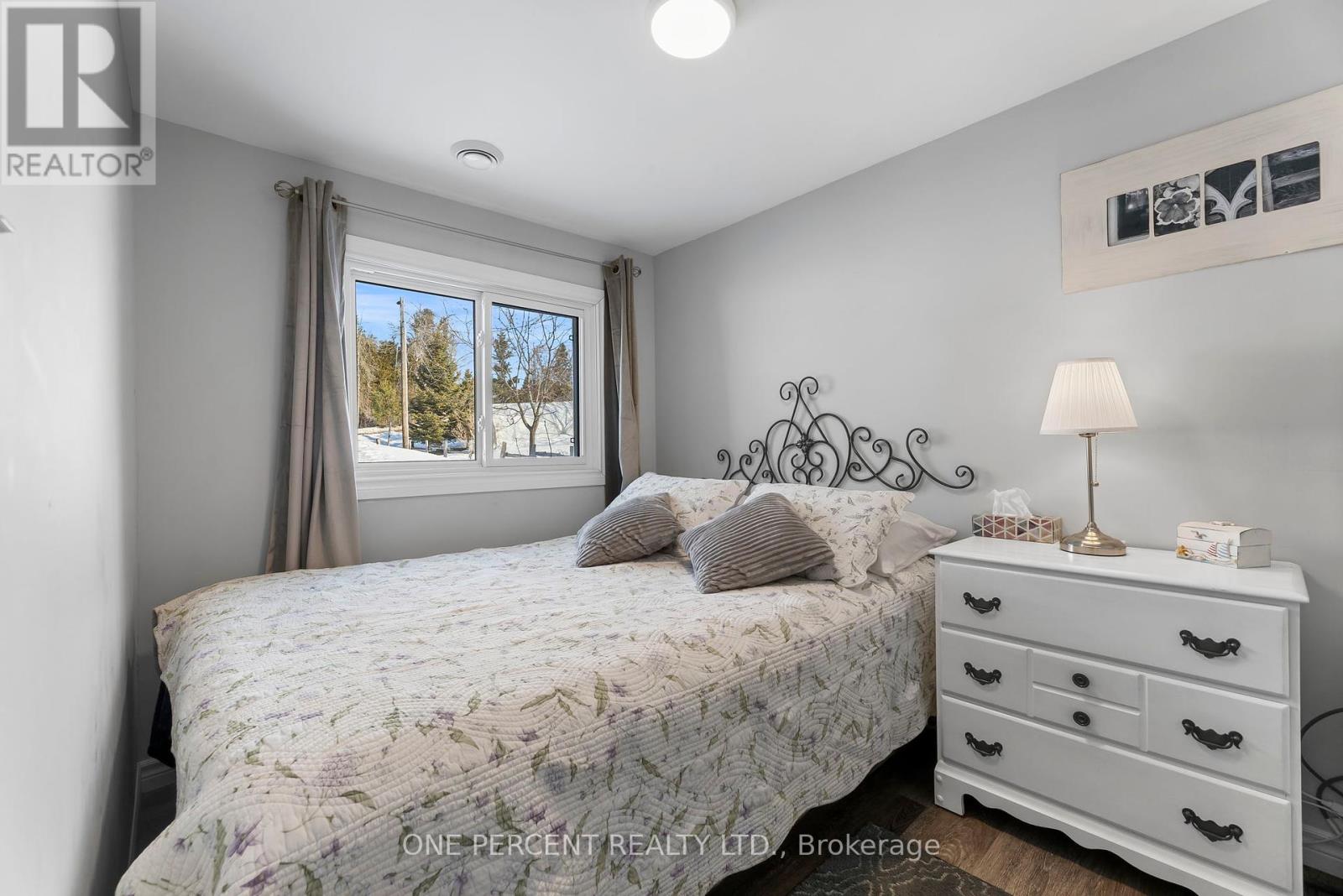 9 Charlotte Crescent, Kawartha Lakes, Ontario  K0L 2W0 - Photo 22 - X12205478