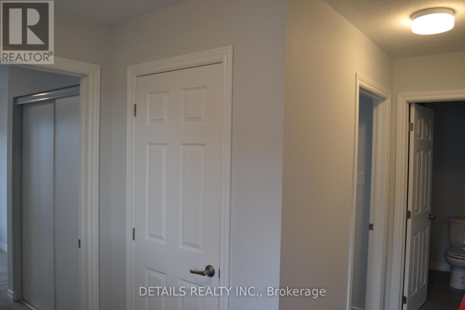 300 Ilmenite Private, Ottawa, Ontario  K2J 7C8 - Photo 19 - X12205497