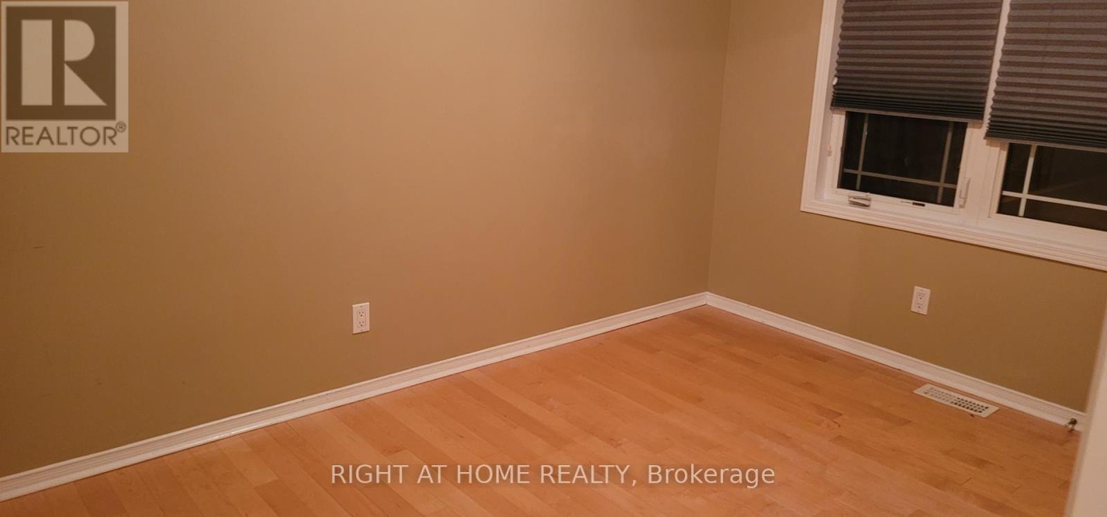 344 Hillsboro Private, Ottawa, Ontario  K2M 3B2 - Photo 19 - X12205498