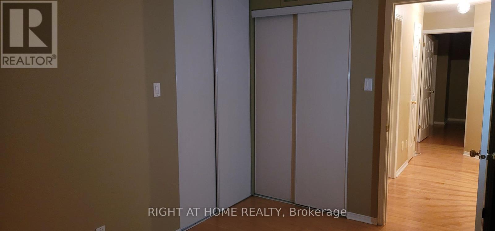 344 Hillsboro Private, Ottawa, Ontario  K2M 3B2 - Photo 31 - X12205498