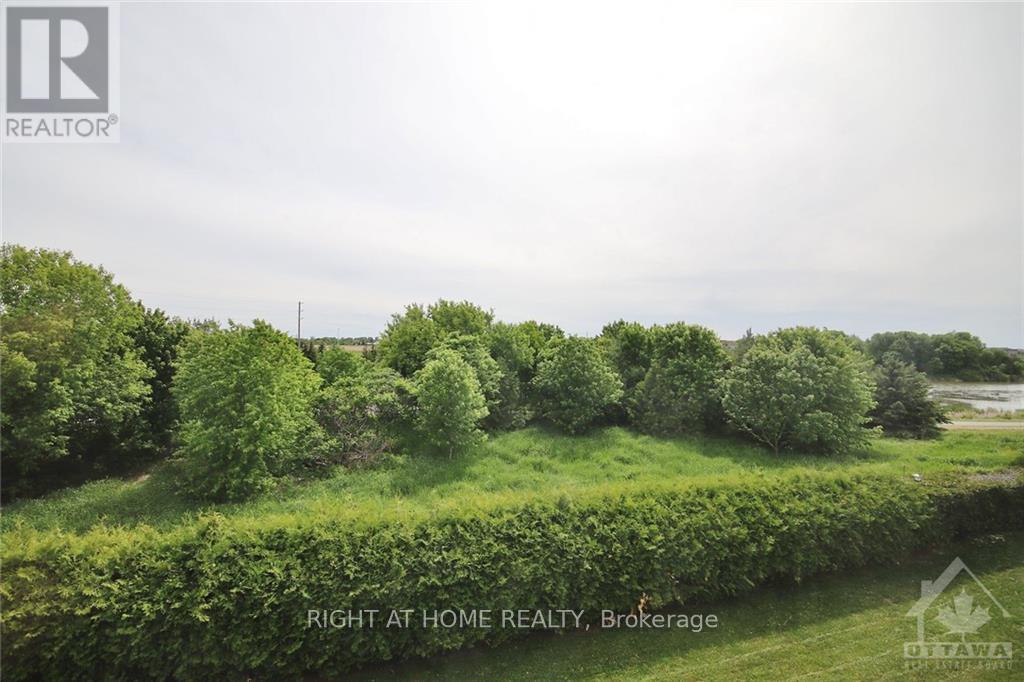 344 Hillsboro Private, Ottawa, Ontario  K2M 3B2 - Photo 36 - X12205498