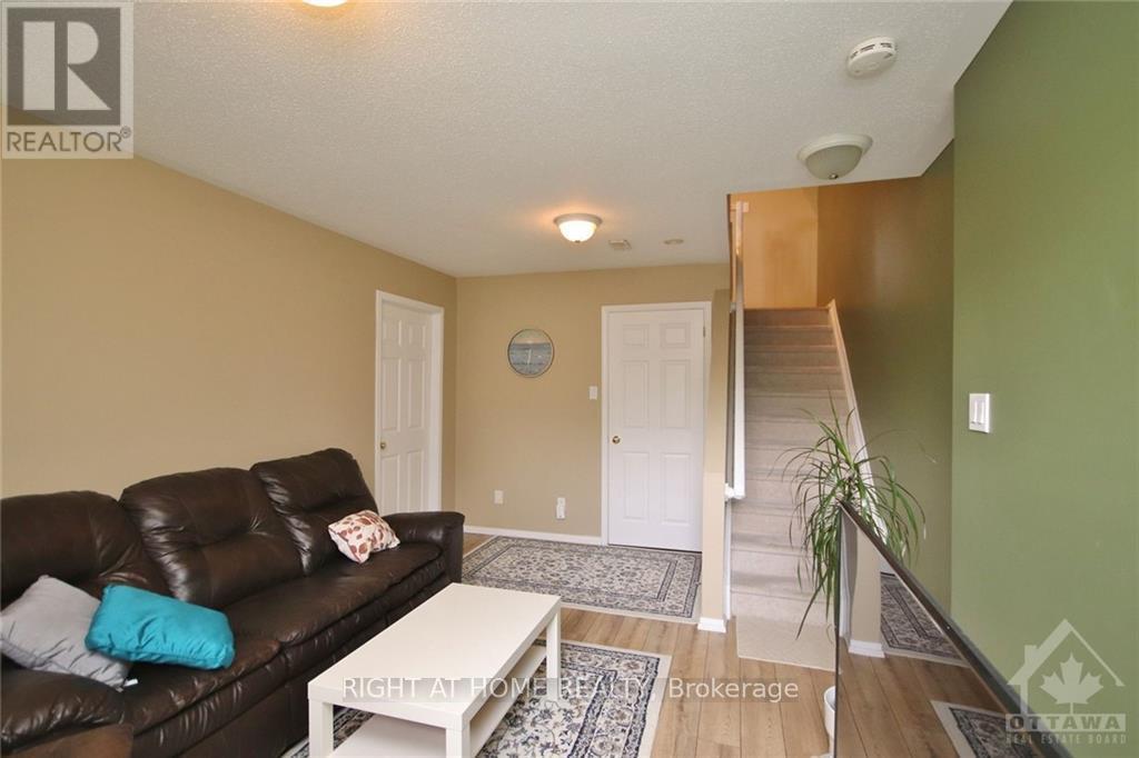 344 Hillsboro Private, Ottawa, Ontario  K2M 3B2 - Photo 37 - X12205498