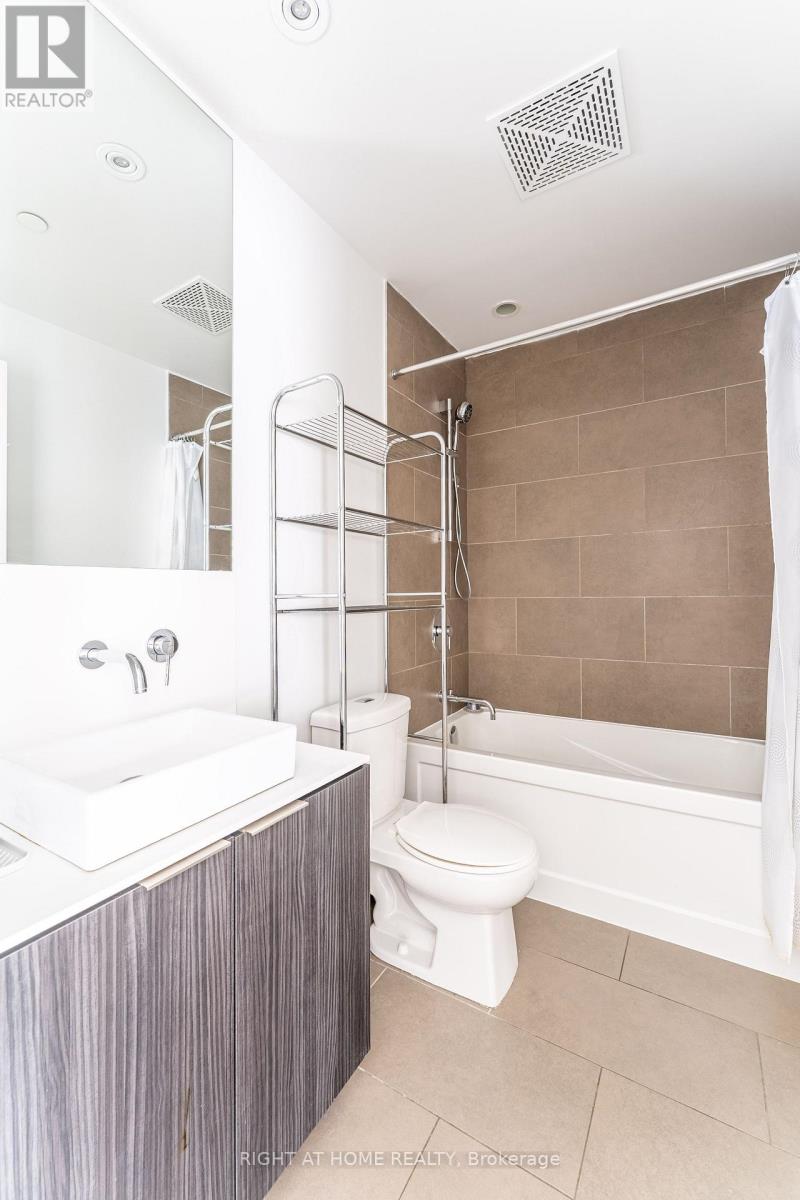 2103 - 159 Dundas Street E, Toronto, Ontario  M5B 0A9 - Photo 14 - C12205493