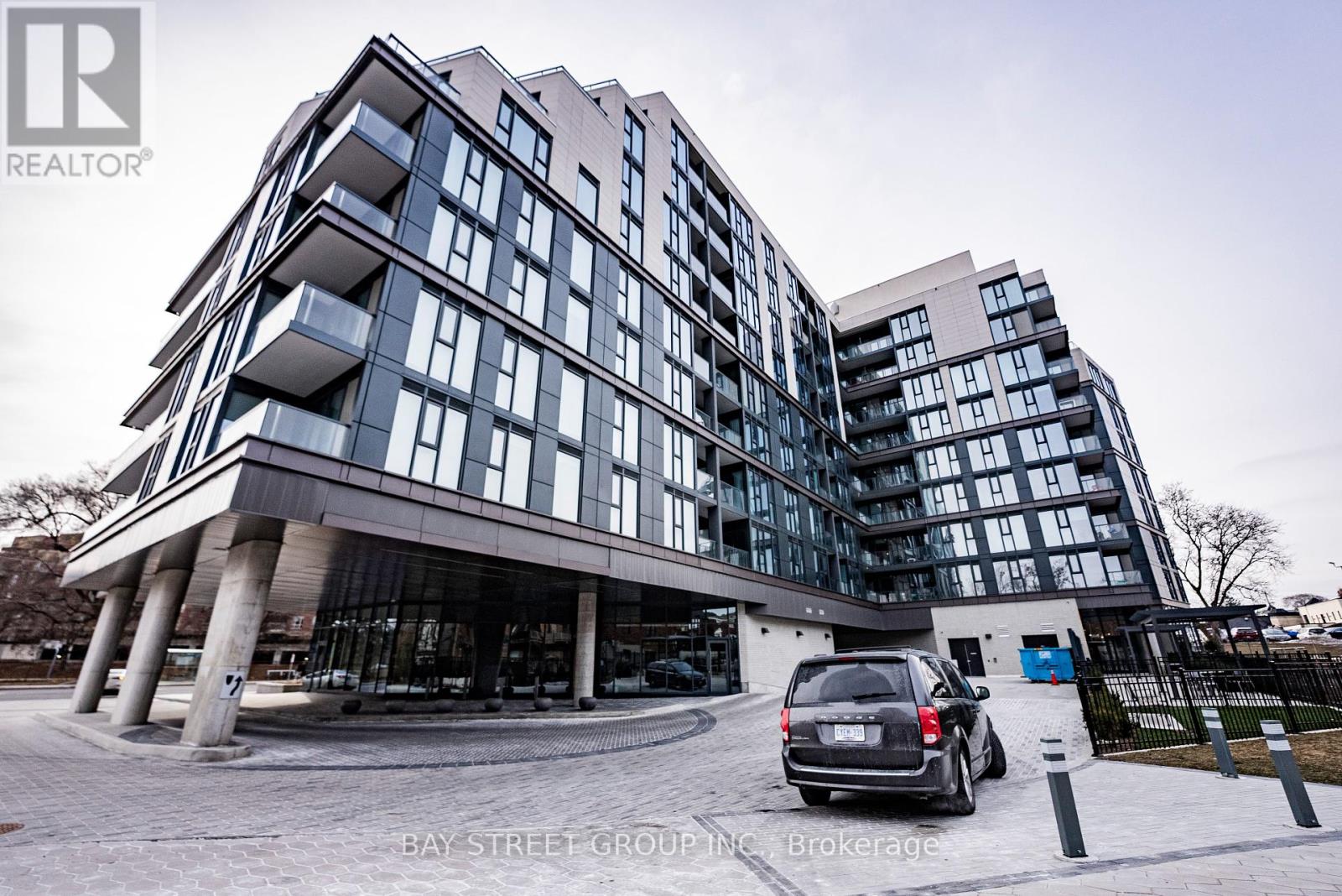 526 - 250 Lawrence Avenue W, Toronto, Ontario  M5M 1B2 - Photo 1 - C12205506