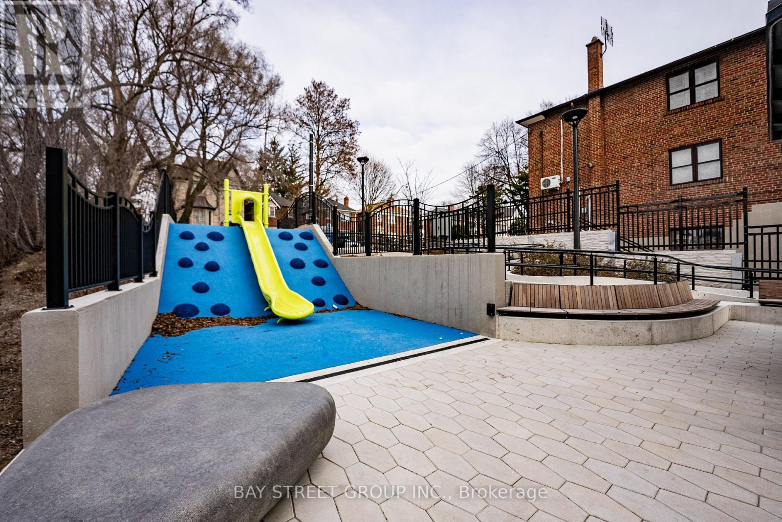 526 - 250 Lawrence Avenue W, Toronto, Ontario  M5M 1B2 - Photo 22 - C12205506