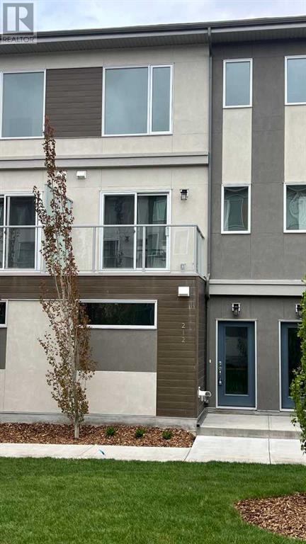 212 Shawnee Square Sw, Calgary, Alberta  T2Y 0T7 - Photo 4 - A2221274
