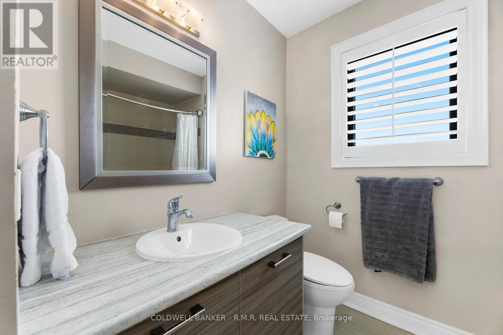 359 Carruthers Avenue, Newmarket, Ontario  L3X 2B8 - Photo 46 - N12205509