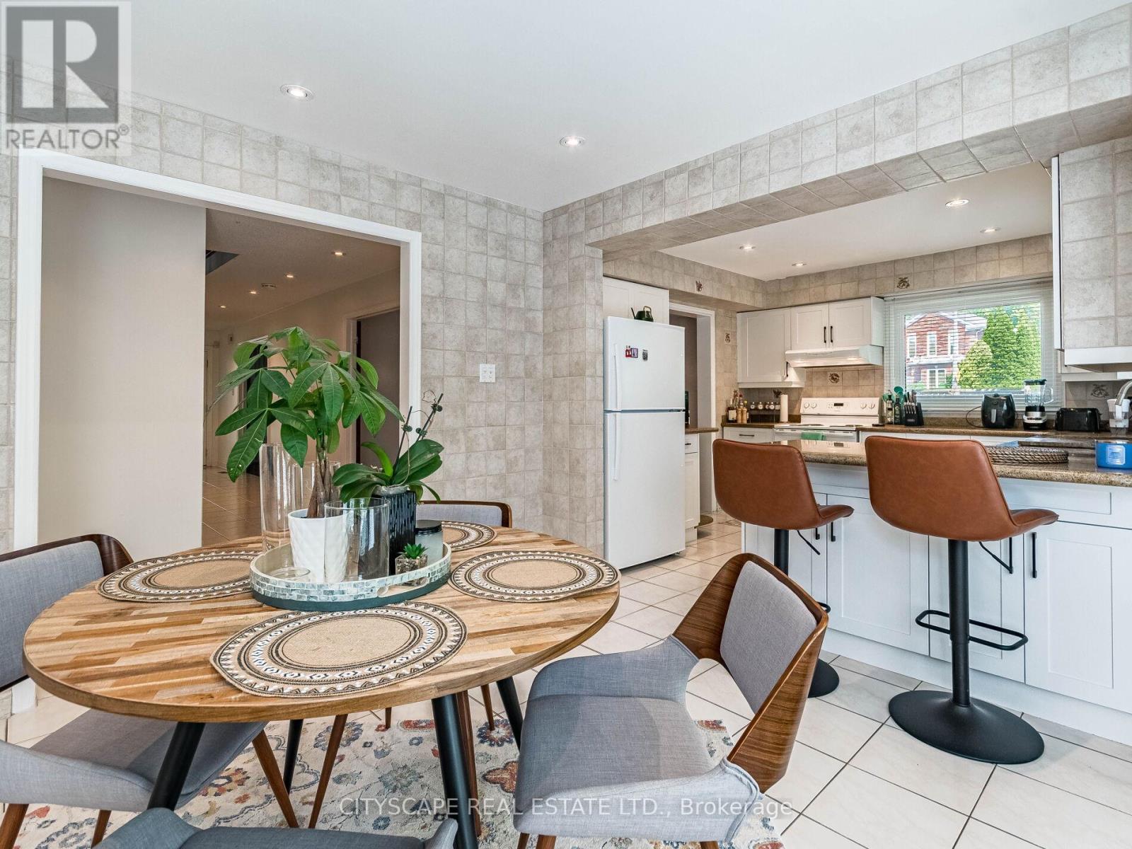1187 Giles Gate, Oakville, Ontario  L6M 2S4 - Photo 41 - W12203154