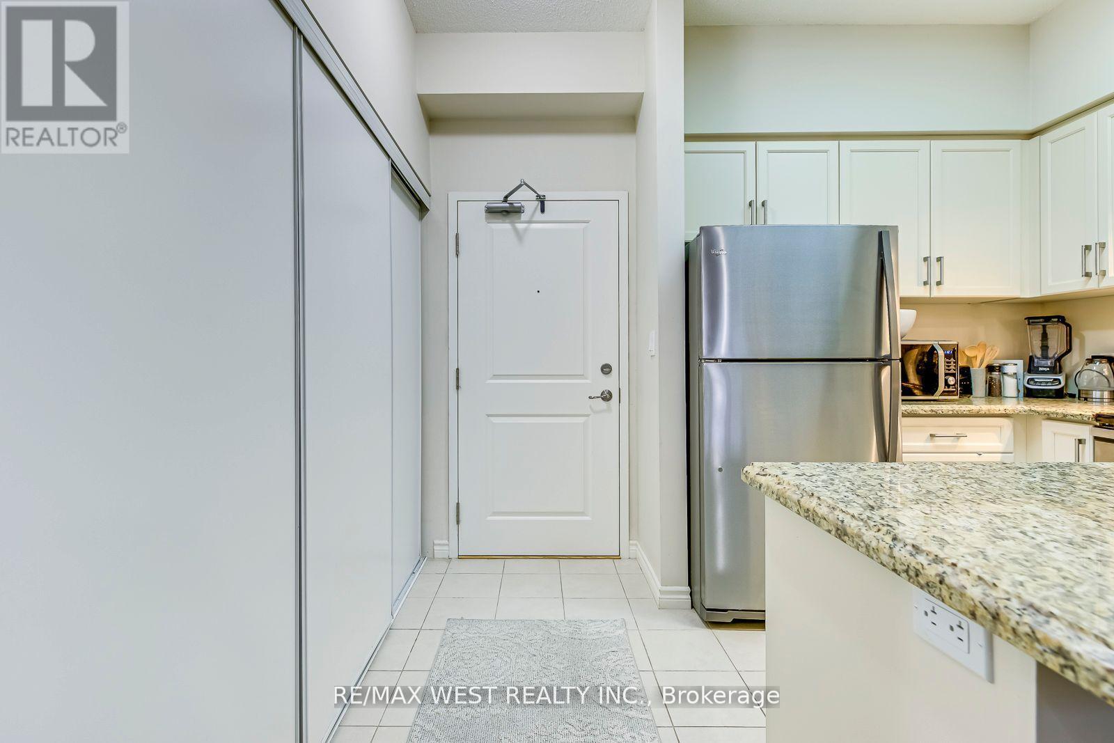 117 - 1077 Gordon Street N, Guelph, Ontario  N1G 0E3 - Photo 8 - X12205504
