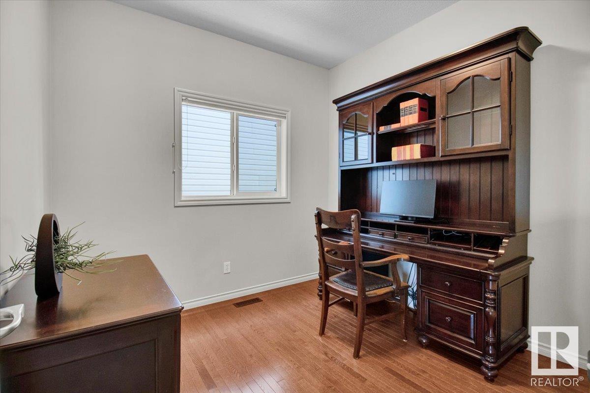 8654 Sloane Co Nw, Edmonton, Alberta  T6R 0K9 - Photo 20 - E4439083