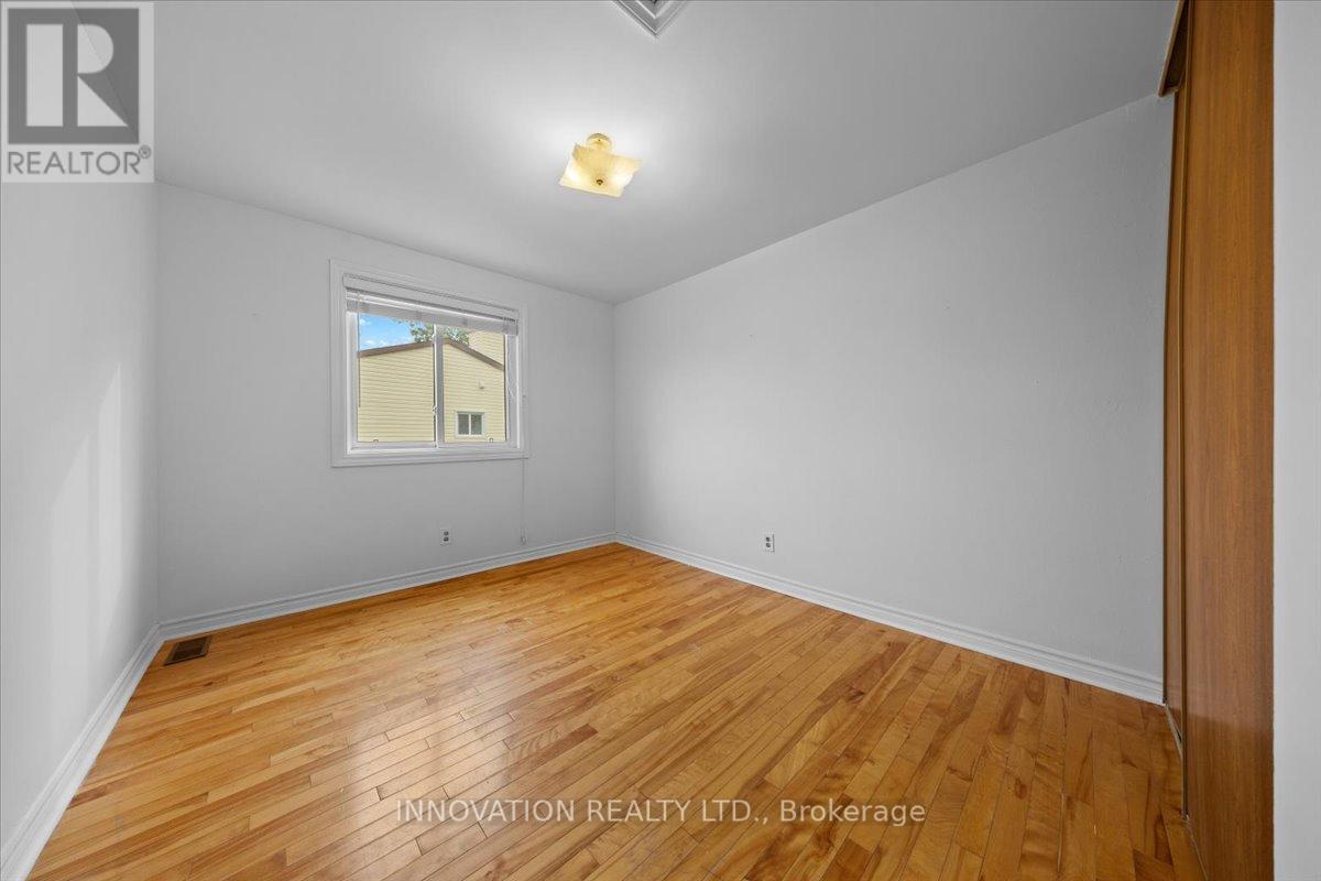1553 Marcoux Drive, Ottawa, Ontario  K1E 2K5 - Photo 21 - X12205510