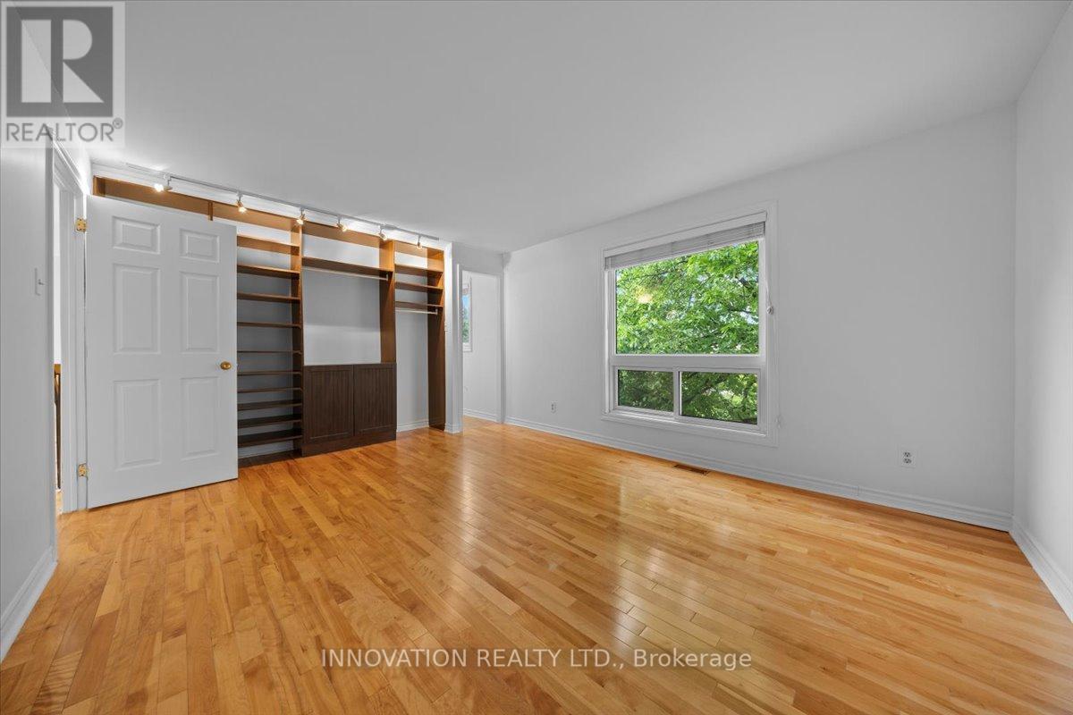 1553 Marcoux Drive, Ottawa, Ontario  K1E 2K5 - Photo 27 - X12205510